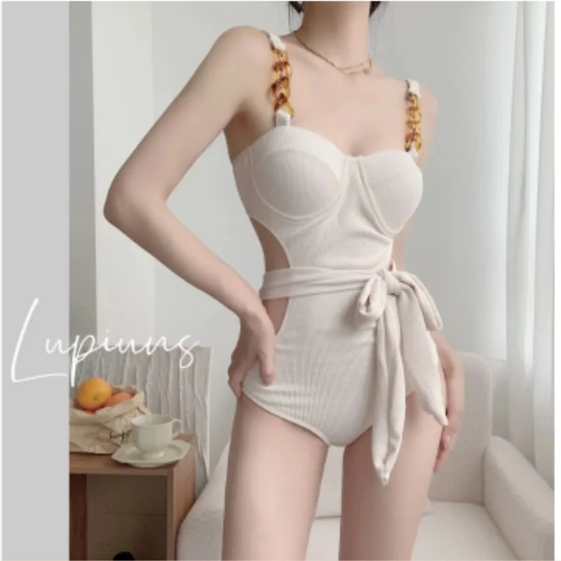 

2024 New Swimsuit for Women High-end and Fashionable One Piece Small Chest Steel Support Gathers To Cover Up Protect Sexiness
