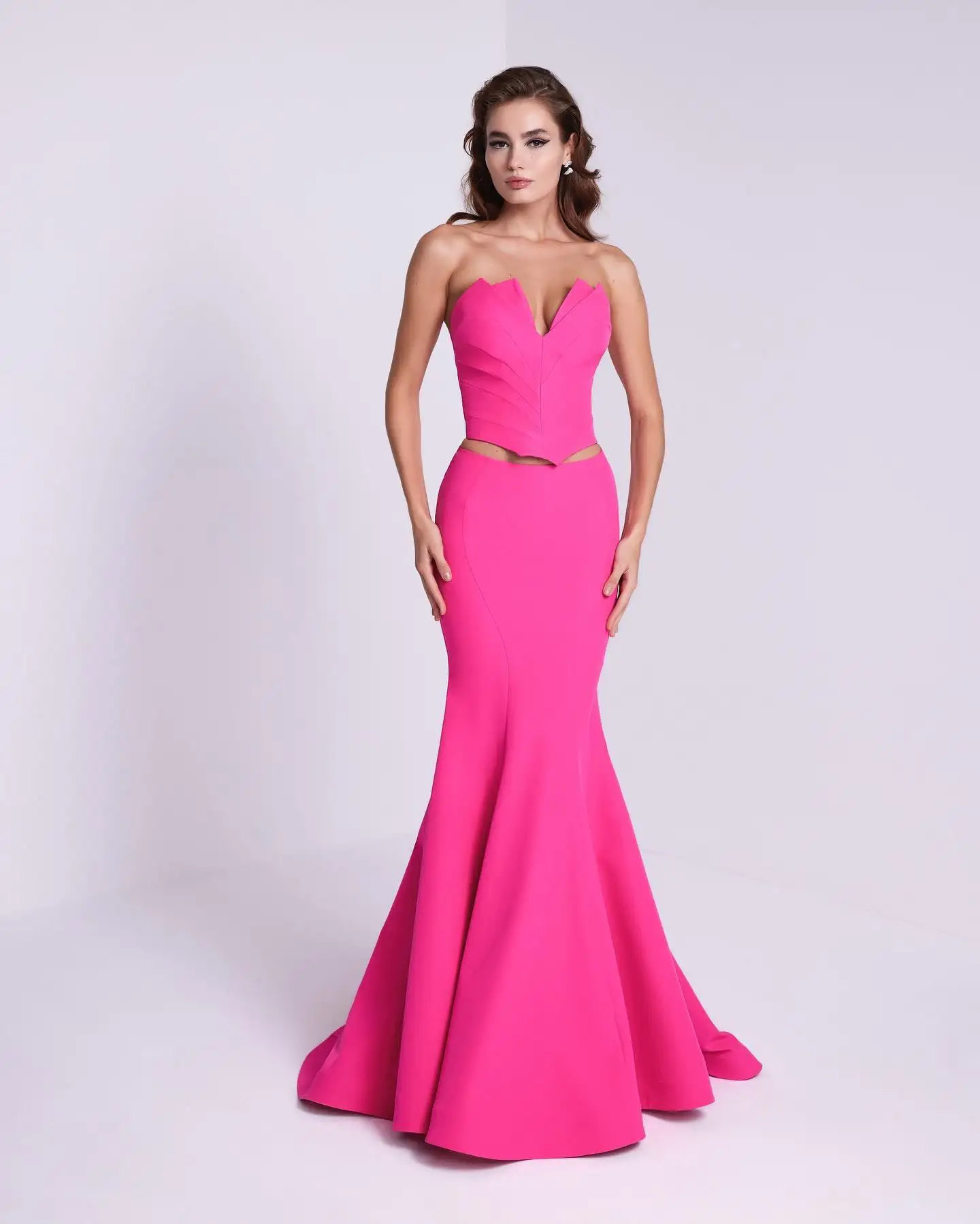 Customized Modern Mermaid Sweetheart Jersey Evening Dress Temperament Pleats Zipper Back Sweep Train Photo Color Robe de soirée