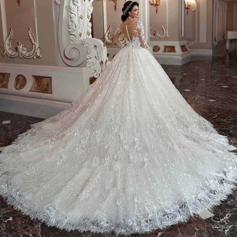 French Royal Style Wedding Dress2024New Summer off-Shoulder Heavy Industry Women's Long-Sleeved Wedding Dress