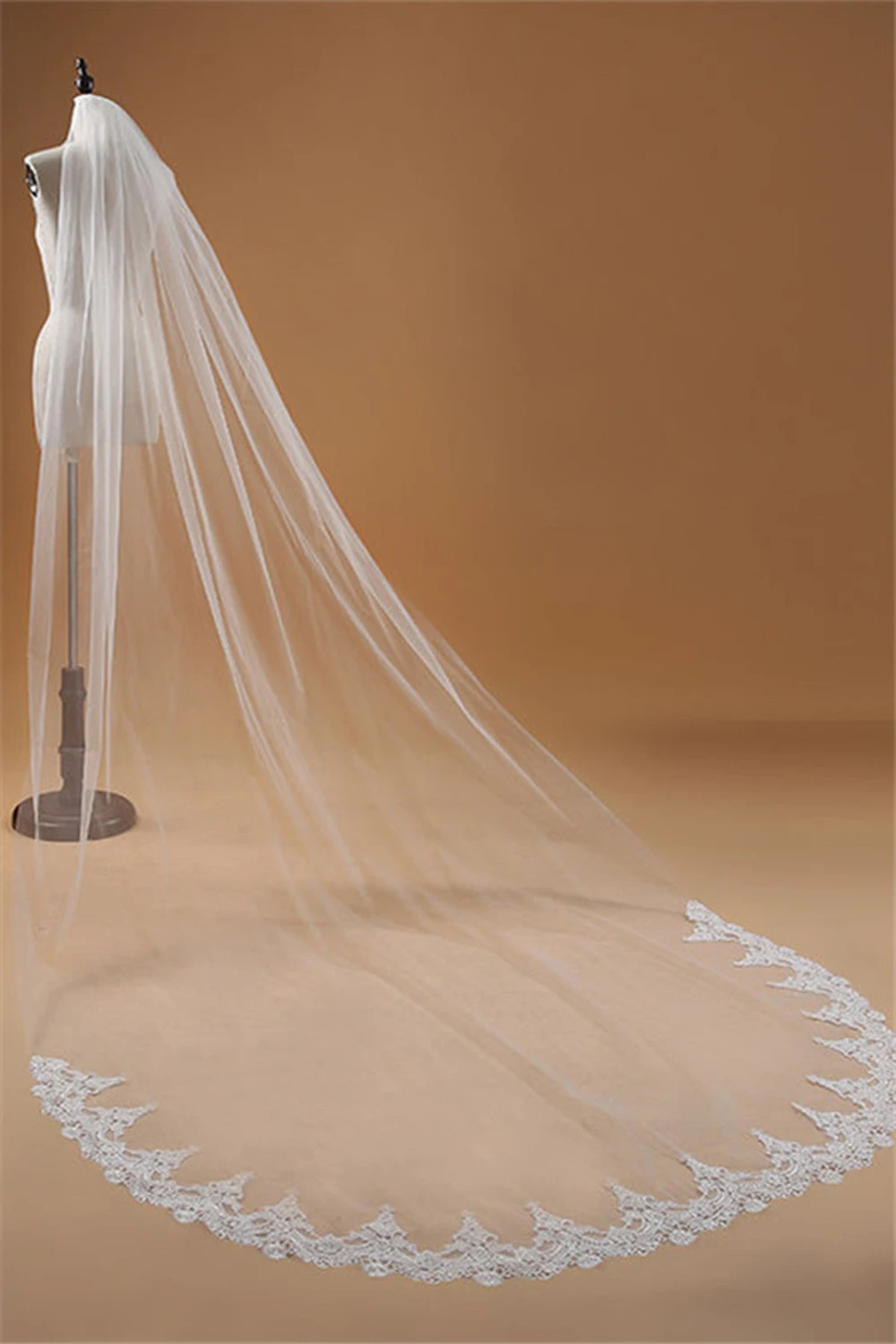 Elegant  Mariage 3m One Layer Lace Edge White Ivory Cathedral Wedding Veil Long Bridal Veil Wedding Accessories Veu De Noiva image 4