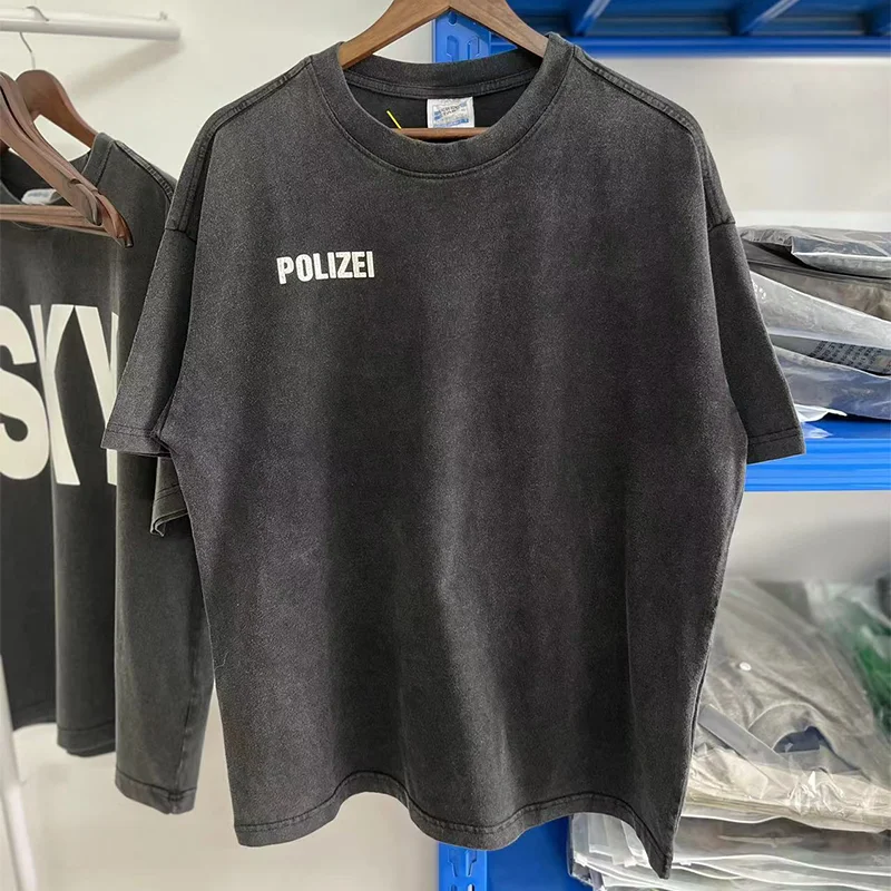 

Футболка Polizei Burst Letter Yeezy с коротким рукавом, винтажная, молодежная, хлопковая, повседневная, с круглым вырезом, для подростков, на все сезоны