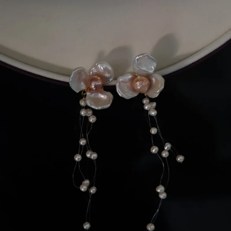

Vintage Freshwater Baroque Pearl Flower Long Tassel Earrings 14K Gold Plated Dangle Earrings for Wedding Bridal Party Gifts