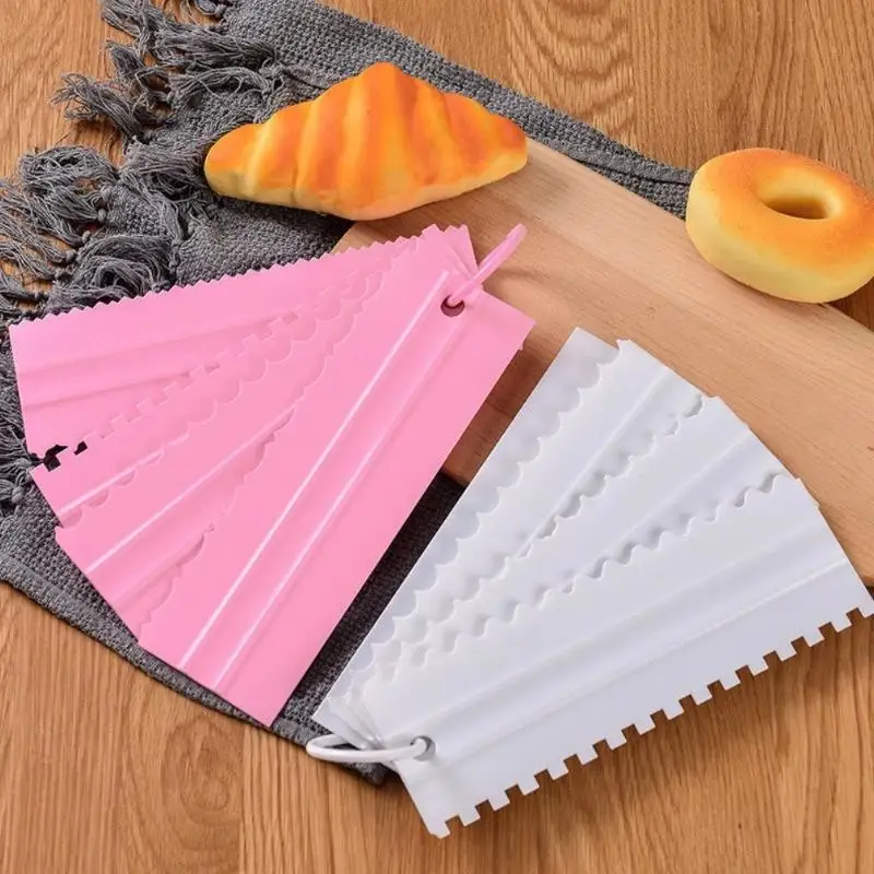 4pcs Cake Decorating Comb Cake Spatula Cream Decoration Pastry Paint Comb Dough Cutter Bakeware Double-Sided Cake Scraper