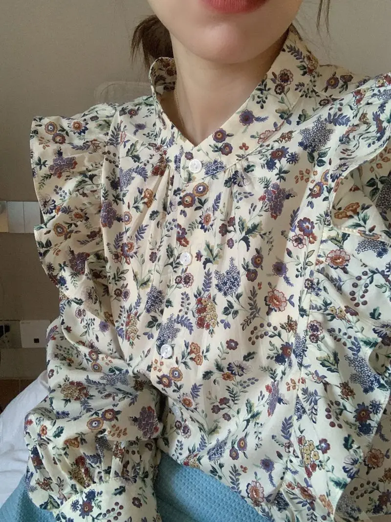 Camisa de manga abombada con volantes y costuras estampadas para mujer, Tops holgados con cuello levantado coreano Chic para mujer, blusa dulce Vintage de primavera