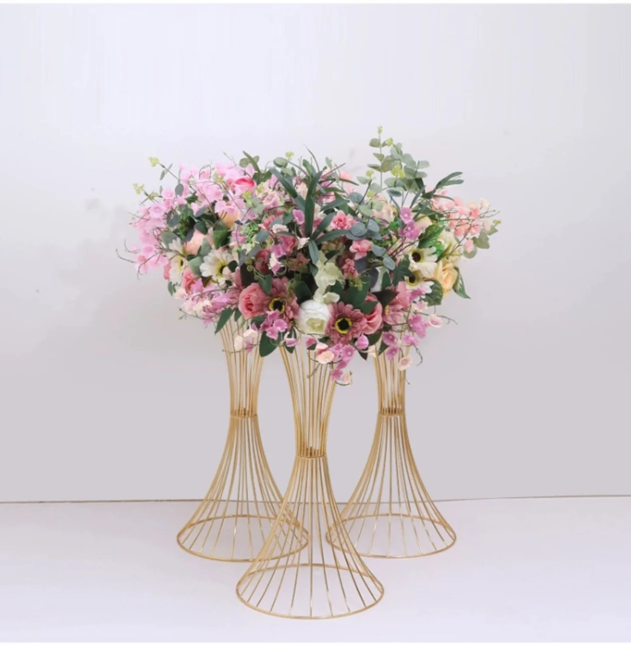 

Wedding Centerpiece Flowers Rack for Event Party Decoration, Pretty Waist, Metal Road Lead, High Gold, 10PCs per Lot, 60cm