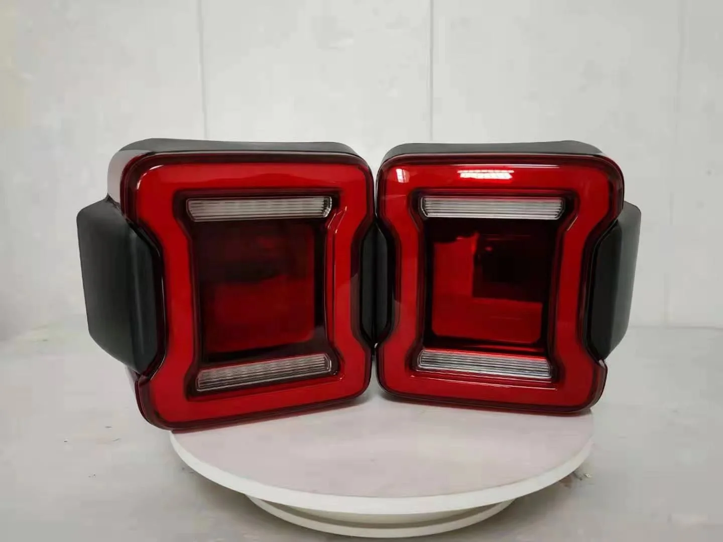 JP16 ODM  12V Original Hole Red Tunnel Style car LED Tail Light For  Wrangler JK JL JT