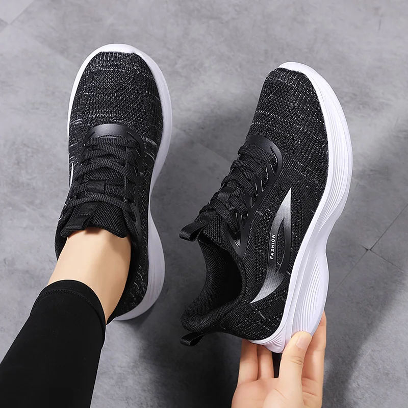 Women Breathable Comfortable Casual Sneakers Ladies Non-Slip Sporrts Jogging Shoe Fashion Lightweight Flying Weave Running Shoes