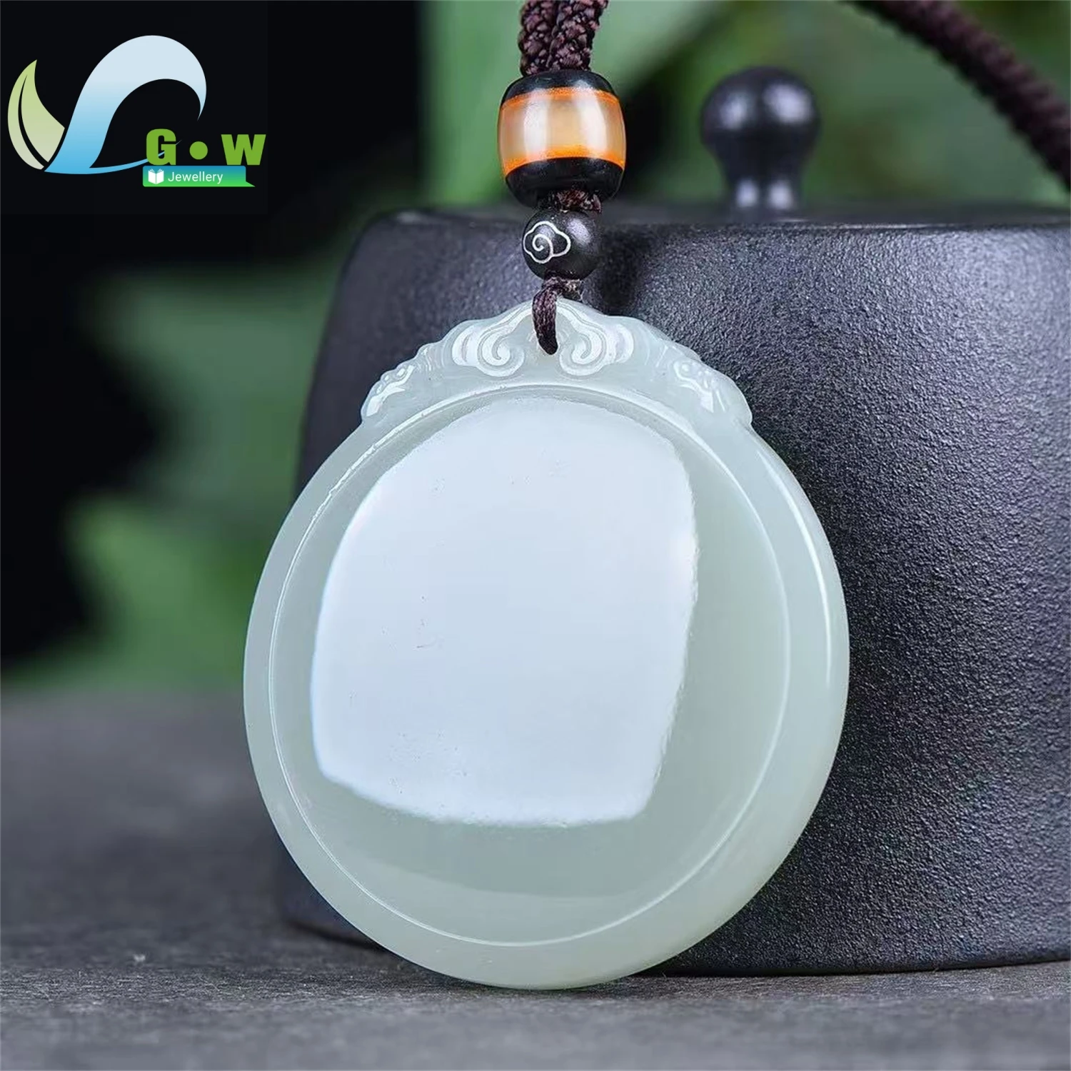 Natural Hetian Jade Pendant Hanging Jade Necklace Unisex Delicate Carved Gemstone Amulet Fine Jewelry Daily Wear Elegant Charm