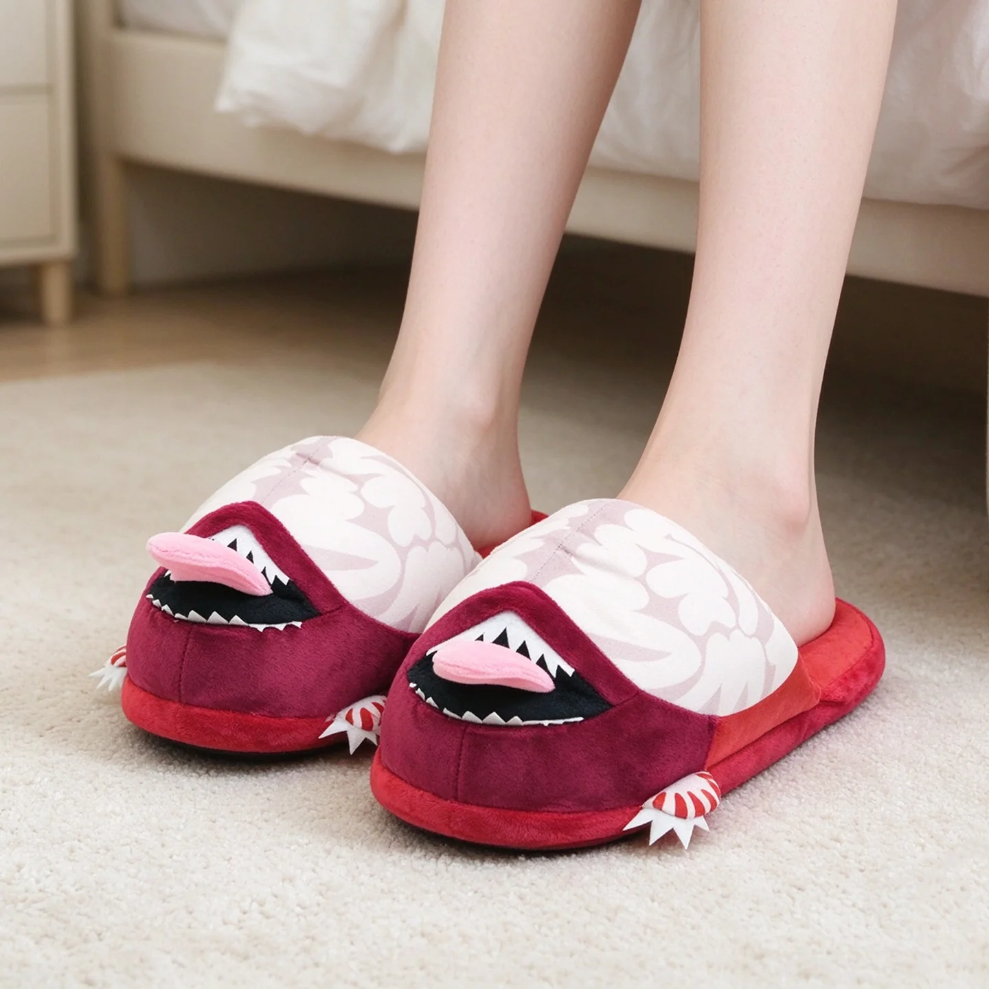 Monster Mouth Plush Slippers Horror Weird Creature House Slippers Women Men Cartoon Red Monster Indoor Slippers Christmas Gifts