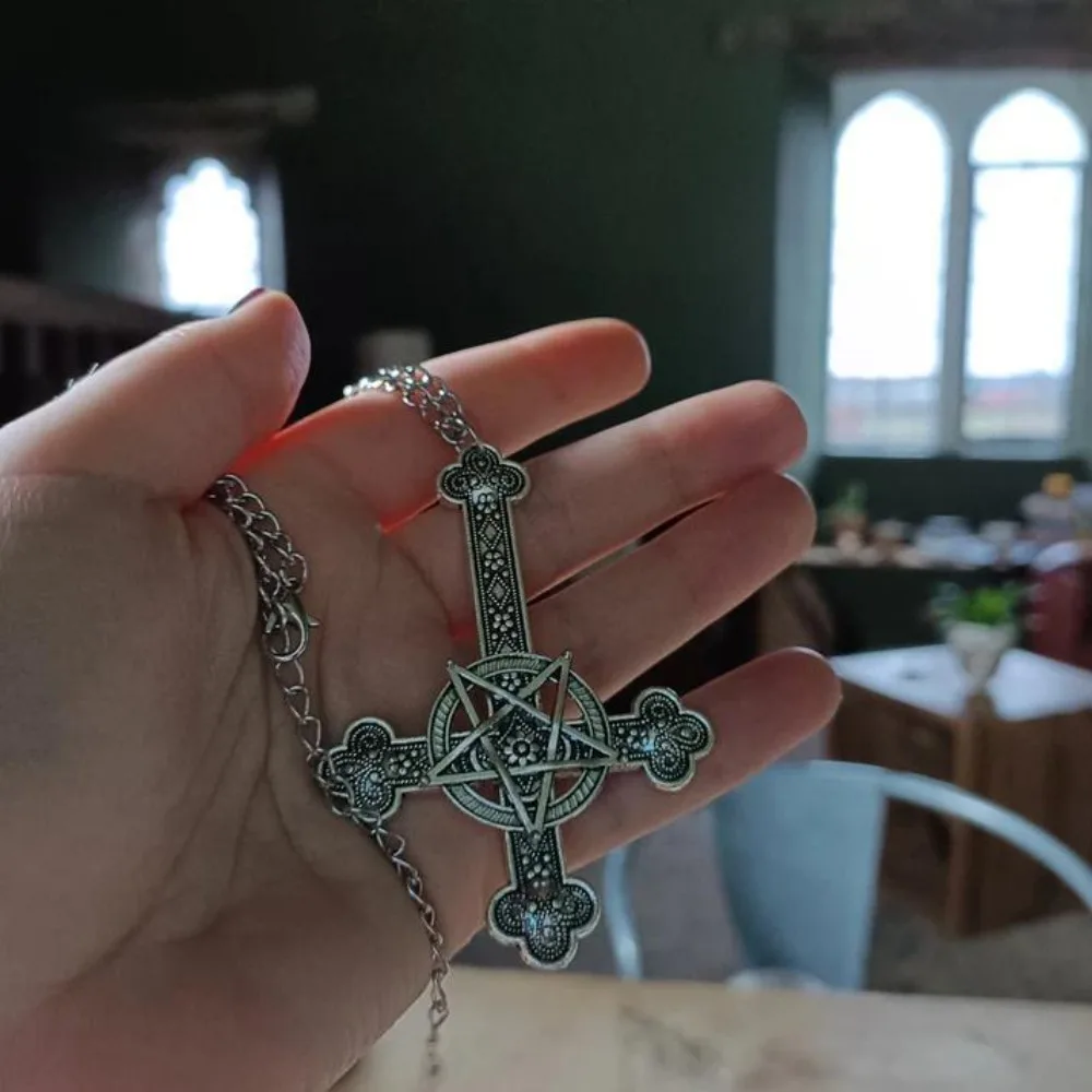 Punk Personality Sliver Color Emboss Flower Five-pointed Star Inverted Cross Pendant Necklace for Men Women Jewelry Accessory