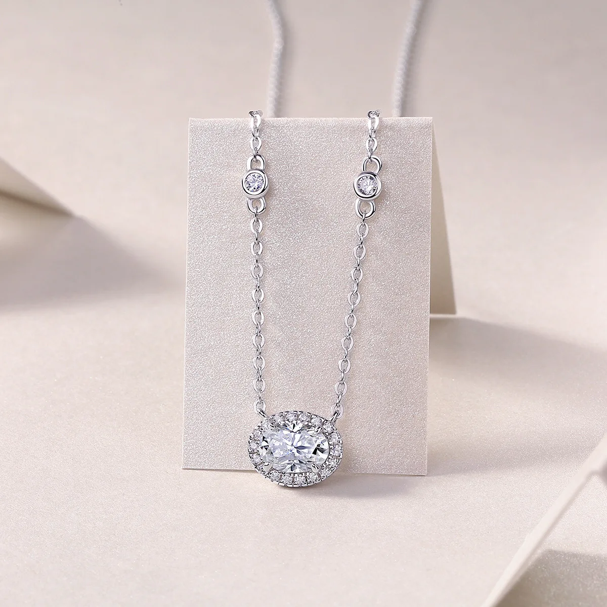 IsRainy Hip Hop Rock 100% 925 Sterling Silver Sparkling GRA Moissanite Diamond Pendant Necklaces Fine Jewelry for Women Men Gift