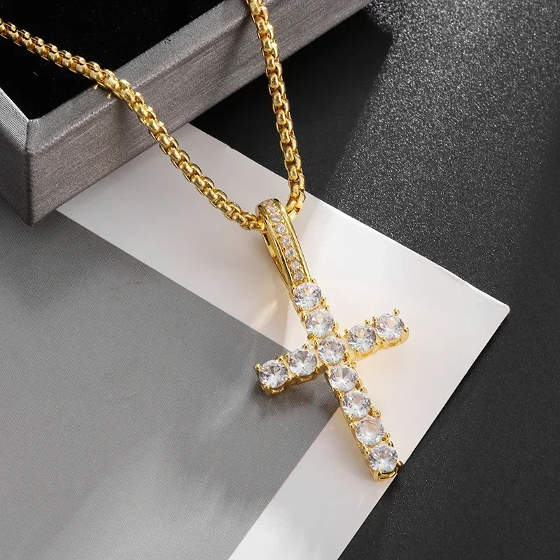 Exquisite Shiny Ice Out Zircon Cross Necklace Pendant Women\'s Catholic Prayer Jewelry Lucky Gift for Girls