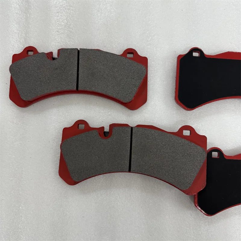 High-performance new semi-metallic customizable brake pads for BMW, Volkswagen GTI MK7 MK6, Audi, Toyota Civic, Nissan, Abate,