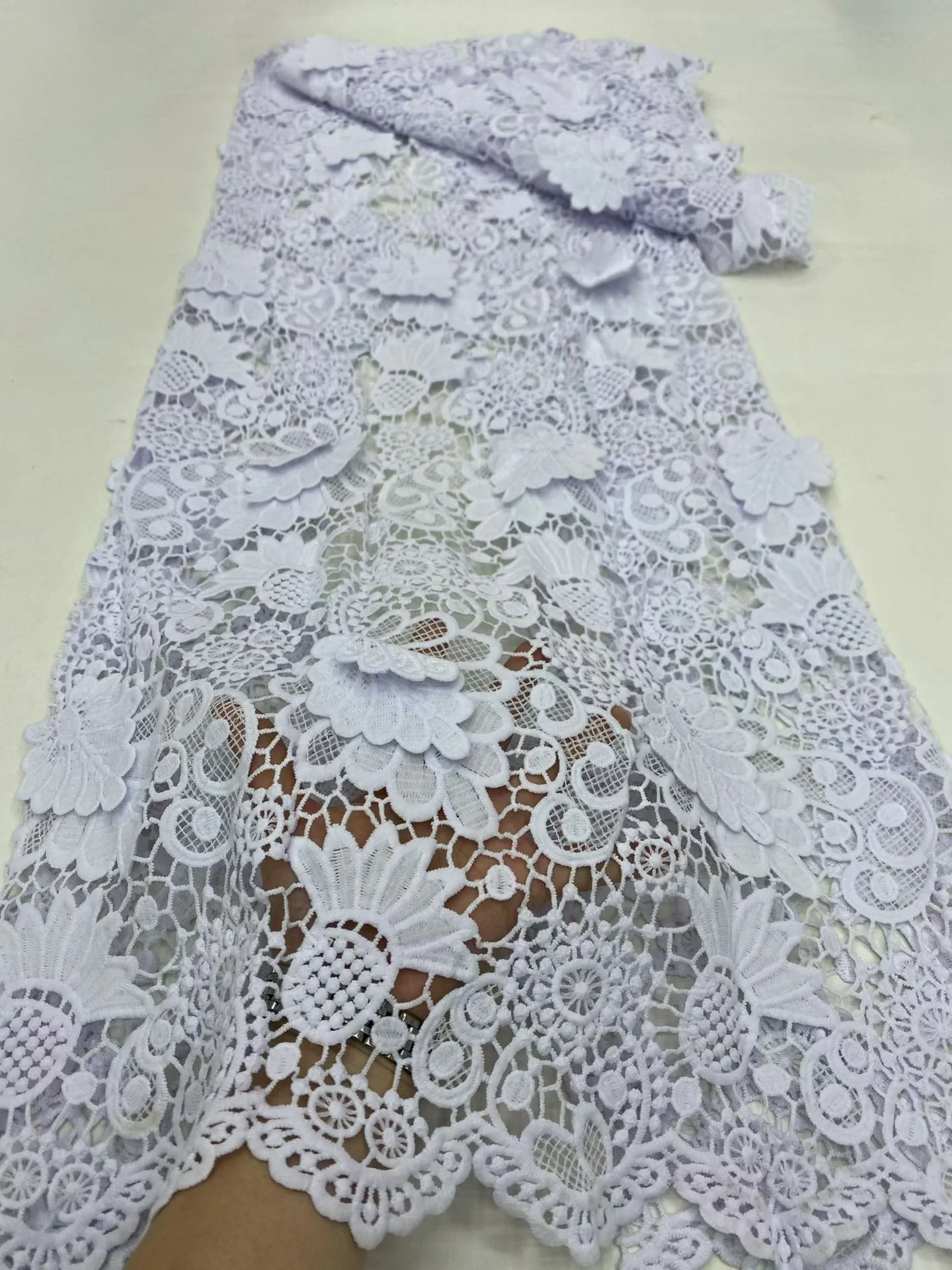 

Новейшее высококачественное африканское нигерийское платье 2055 с тюлем, кружевная ткань, гипюровое платье с вышивкой, блестки, 5 ярдов DP0491