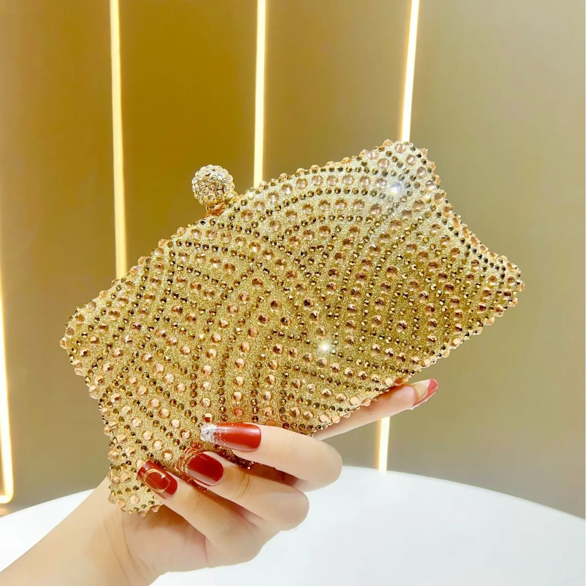 

Elegant Diamond Sparkle Evening Clutch Women’s Handbag Luxury Acrylic Purse Fashion Dinner Party Bridal Bag Stylish High Quality