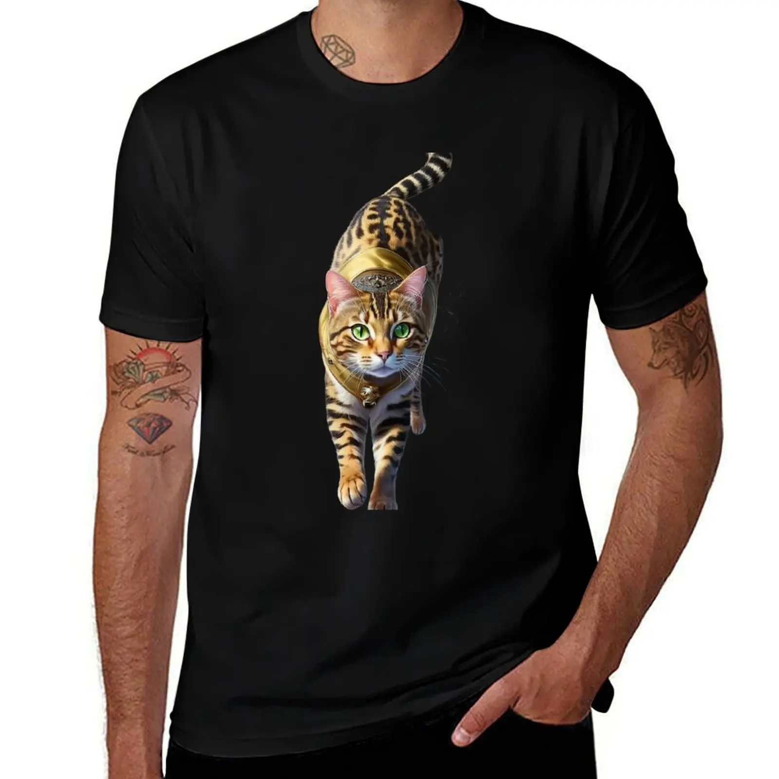 Bengal cat in a royal outfit T-Shirt Work Casual Loose Fit T-Shirt