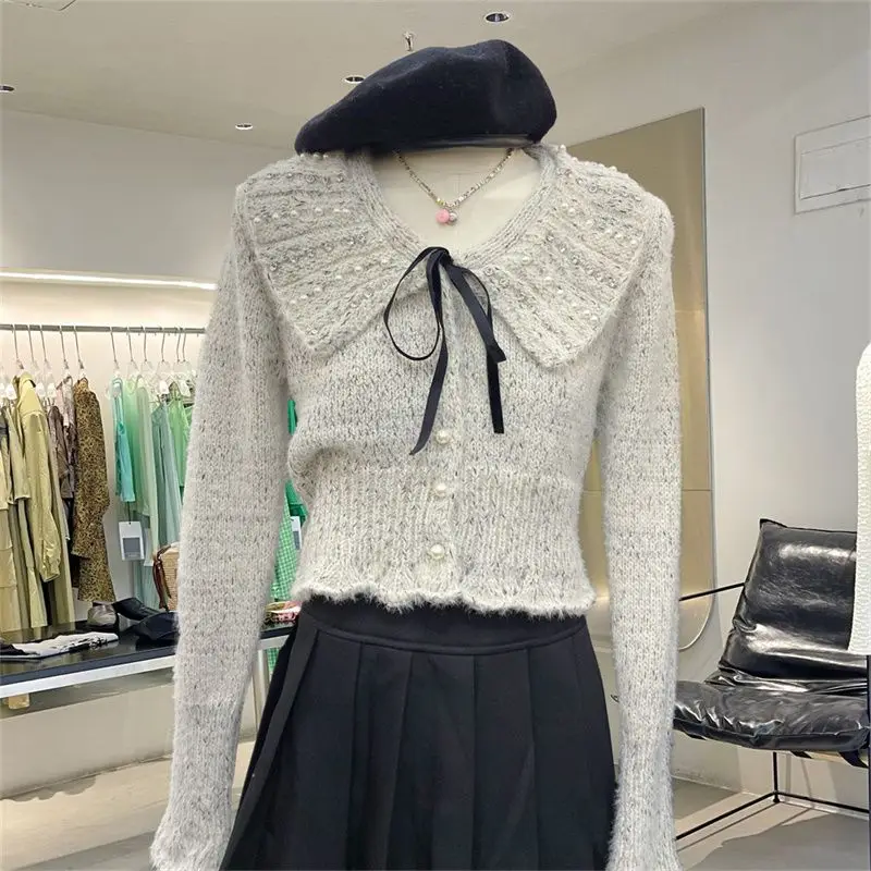 

Winter French Style Sweet Doll Collar Diamond Pearl High Waist Slimming Gray Sweater Women Clothing Knitted Cardigan Women Tops