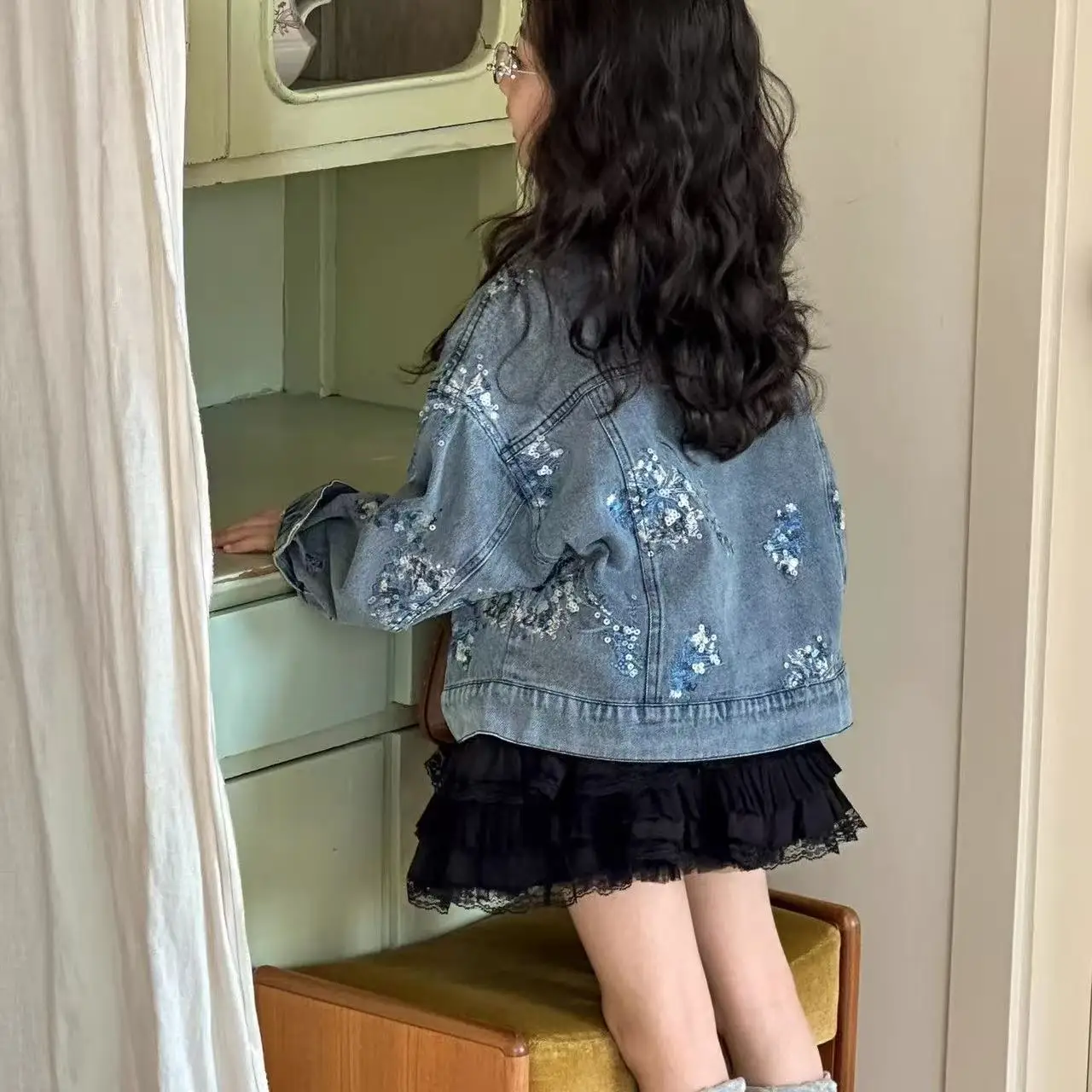 

Girls' Denim Jacket Spring Autumn New Style Children's Casual Jacket Top Glitter Design Kids Fashion Outerwear