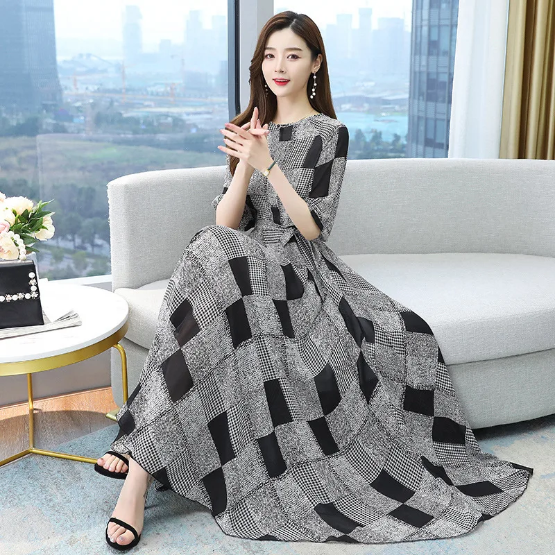 2023 Summer New Fashionable Skin Friendly Office Lady Comfortable Basic Casual Leisure French Slim Fit Slim Female Plaid Dress