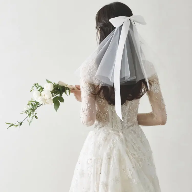 Velo de pelo de boda para mujer, accesorio con forma de mariposa, flor, borla, perla, hecho a mano, 100%