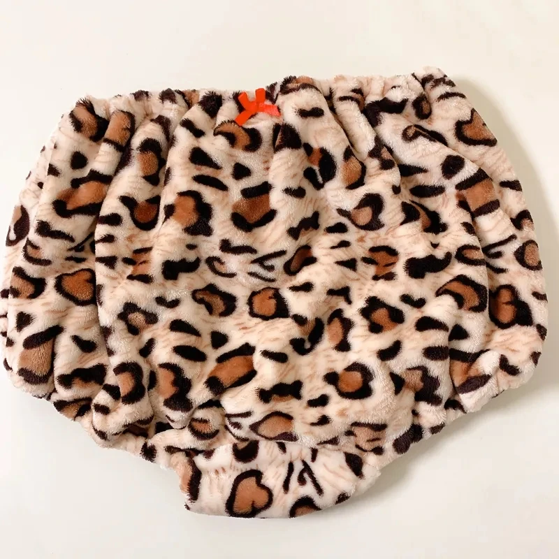 رجل منتفخ دافئ سميكة لينة ملخصات سريعة الجافة المياه تمتص خفيفة الوزن عرض حي الرقص بناطيل مثيرة اللباس الداخلي Breifs الطرف