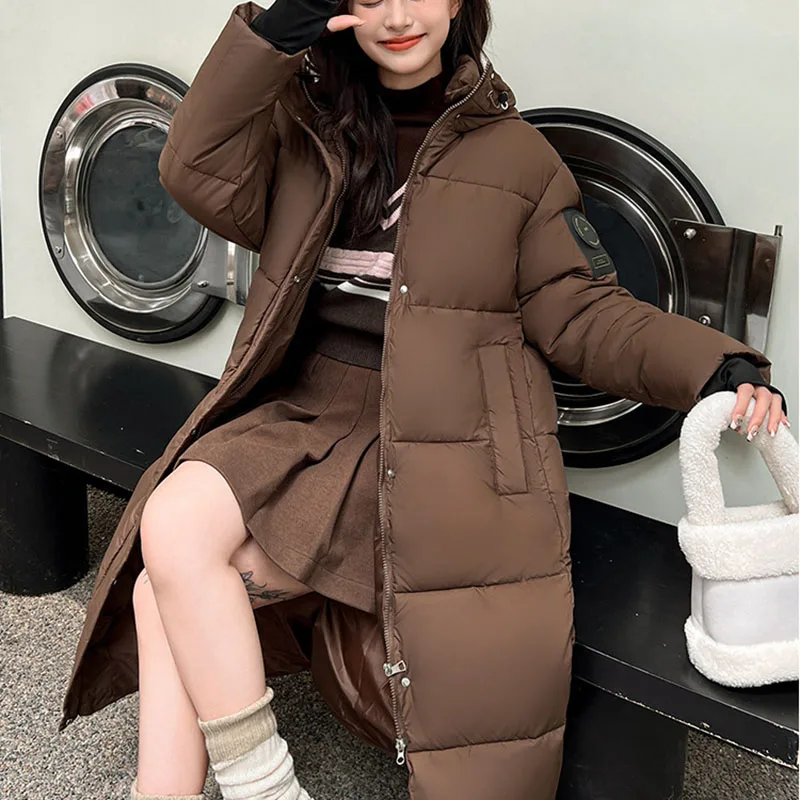 Damska kurtka puchowa Parker z kapturem, ocieplana bawełną, nowy styl zimowy 2025, pogrubiona, luźna, modna kurtka damska z watowaniem bawełnianym 697