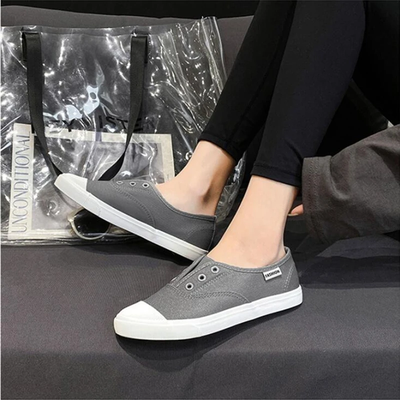 Fashion Sneakers Women Canvas Shoes Promotion Vulcanize Shoes Woman Shoes Flats Casual Loafers Slip-on Ladies Student Trainers