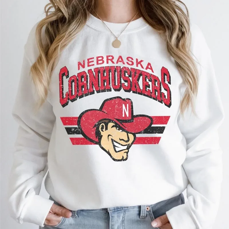 

Осенне-зимняя хлопковая толстовка с круглым вырезом Nebraska Spirit Эта витрина динамического дизайна Жирный текст ярко-красного цвета