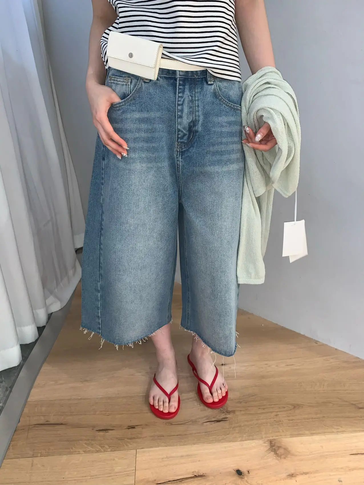 

Lilian High Waist Wide Leg Casual Loose Slimming Eighteen Pants JK642 Torn Hem Versatile Comfortable Summer Denim Jeans
