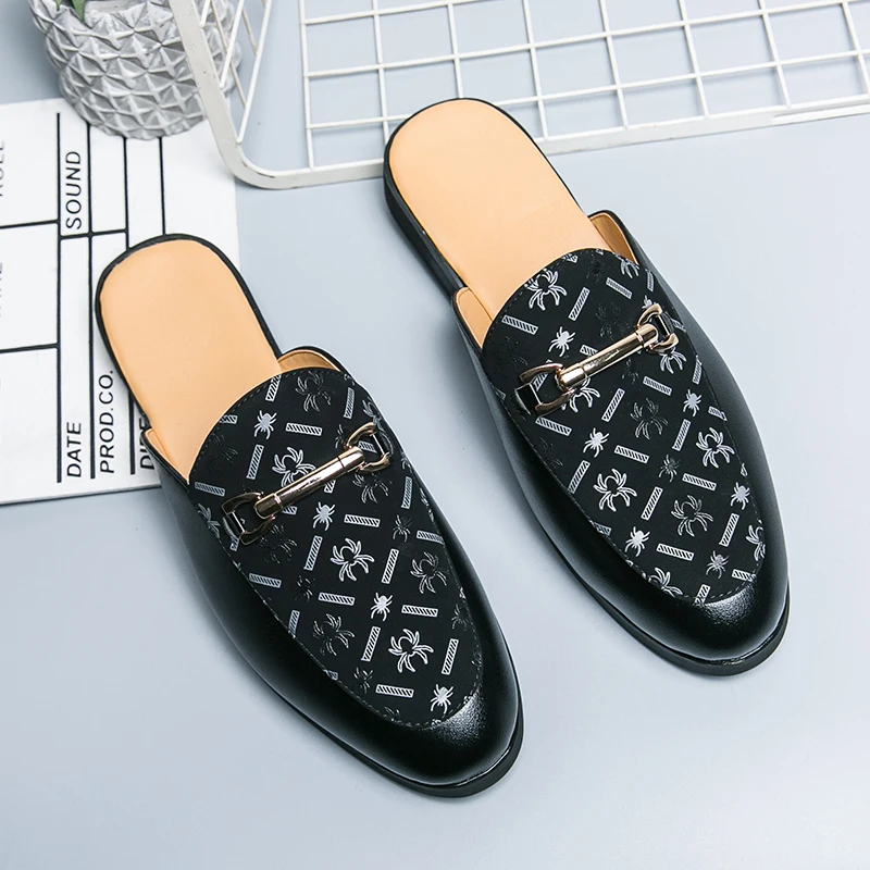 Black men's slippers Classic and versatile design styles Daily leisure walking outdoor party Breathable men's half slippers image 4