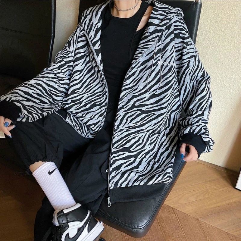 Jackets Women Zebra Printed Hooded Hip Hop Couple Loose Popular High Street Cool Girls Womens Chic Korean Style Zipper Coats Ins