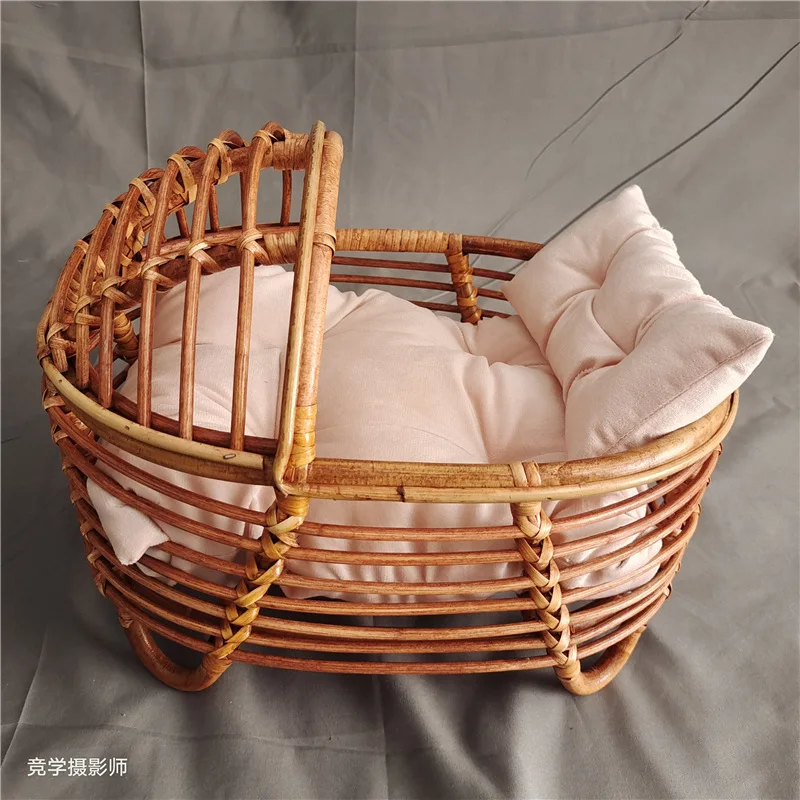 

Retro Rattan Crib Newborn Photography Props–Baby Pillow Studio Accessories Perfect Kids Growth Souvenir for Infant Photo Shoots