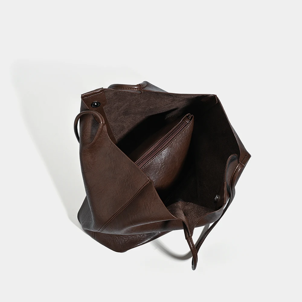 Nouveau sac rétro en daim givré pour femmes, grand Design de luxe décontracté, sac à aisselles haut de gamme, poignée souple, fermeture éclair, fourre-tout fermé