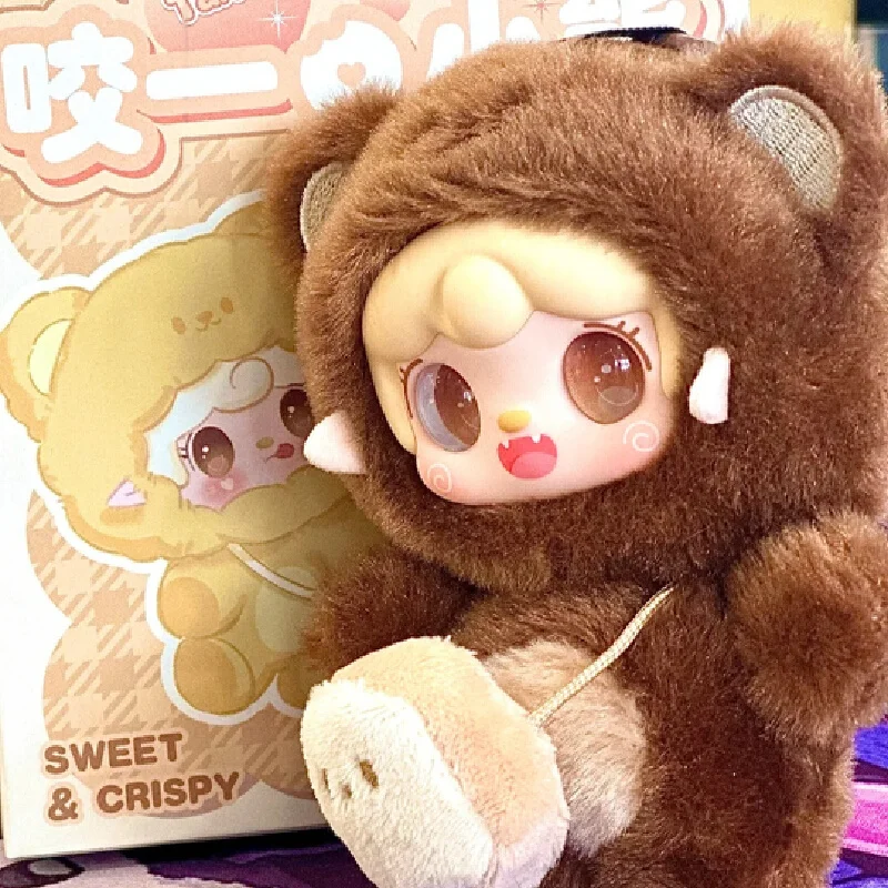 

Hot Sale Yooki V4 10cm Pendant Take A Bite Of Bear Serie Vinyl Doll Cute Decor Collection Figurine Child birthday Gift Blind Box