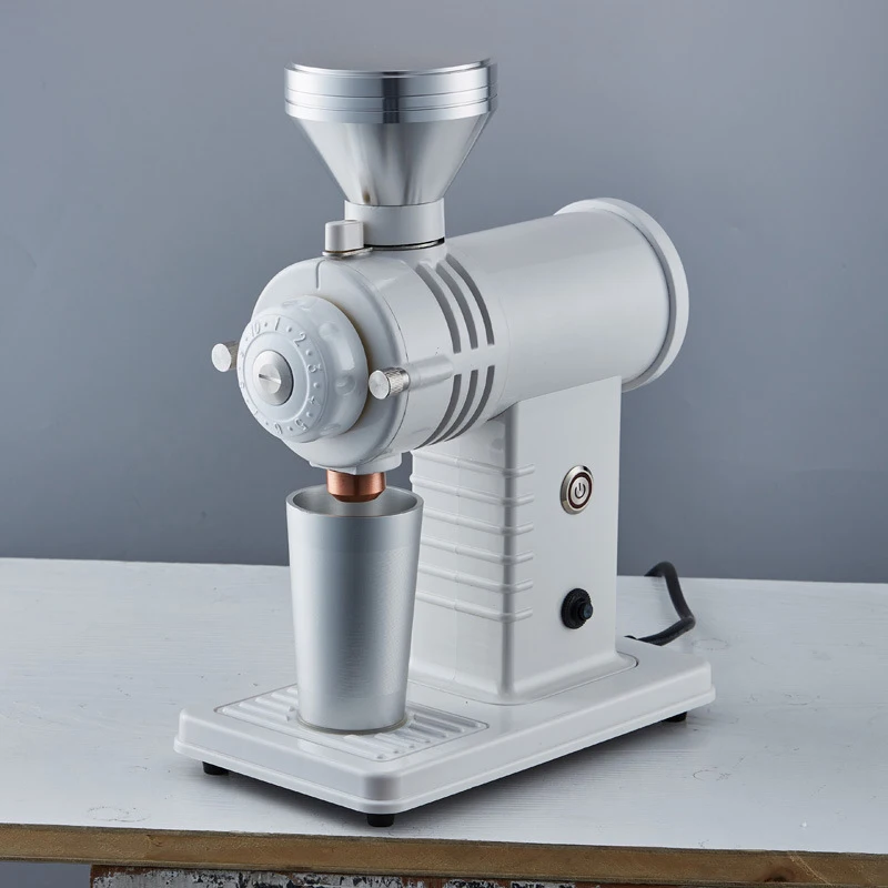 Coffee Bean Grinder 78MM Titanium Alloy Shark-Tooth Blade 10-Level Coarseness Adjustment Brass Grounds Outlet