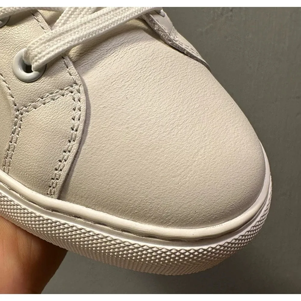 Men's Smooth Leather Low Top Sneakers Lace‑Up Casual Shoes, Off‑White Simple Flat Daily Walking Shoes