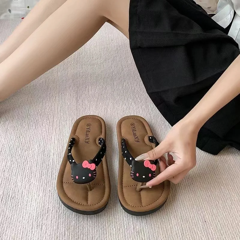 Y2K Fashion Hello Kitty Women's Slippers Anime Lightweight Non slip Bathroom Shoes Comfortable Soft Bottom Outdoor Slippers