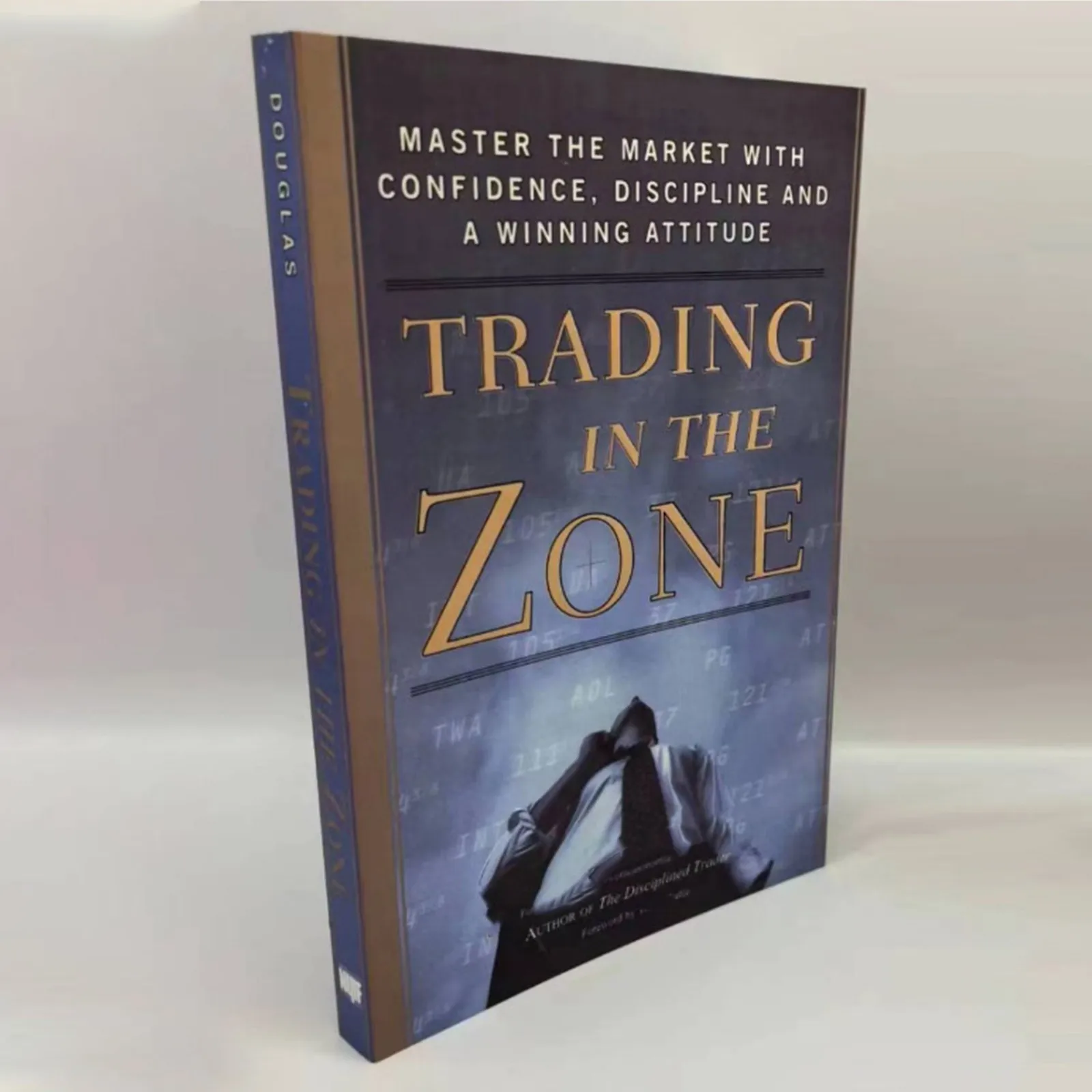 Trading In The Zone By Mark Douglas Master The Market con confianza y una actitud ganadora, libro en inglés Paperback