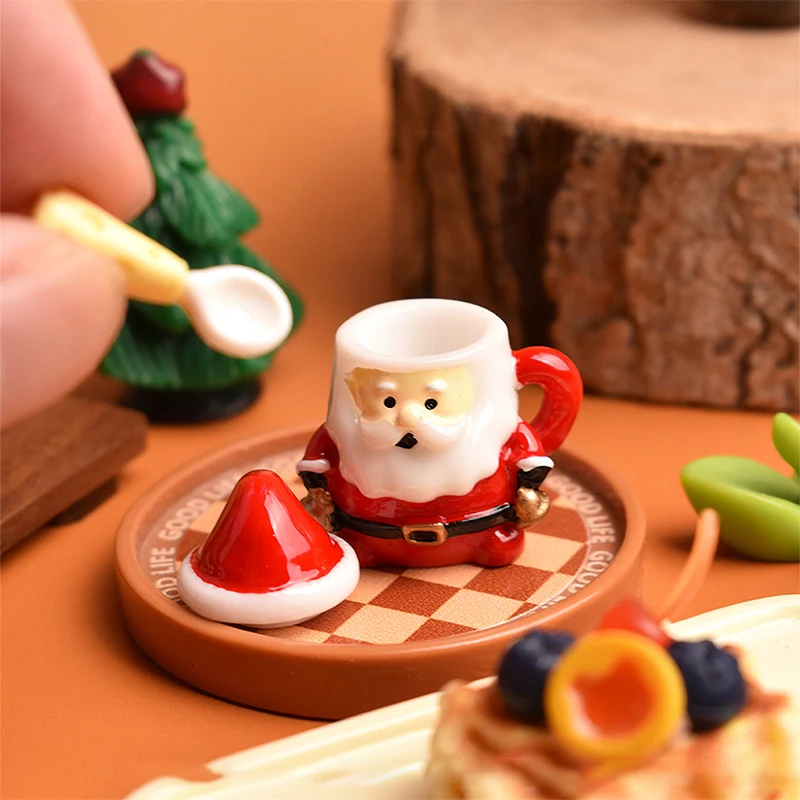 Ornamen Cangkir Teh Mini Santa - Dekorasi Rumah Boneka Resin untuk Kerajinan Natal, Taman Peri & Pajangan Hadiah Liburan