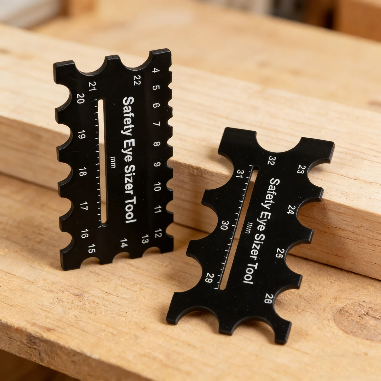 2PCS Plastic Wooden Doll Eye Measuring Ruler 4~32mm Safety Eyes Sizer Tool for Craft and DIY Projects with Measurement Accuracy