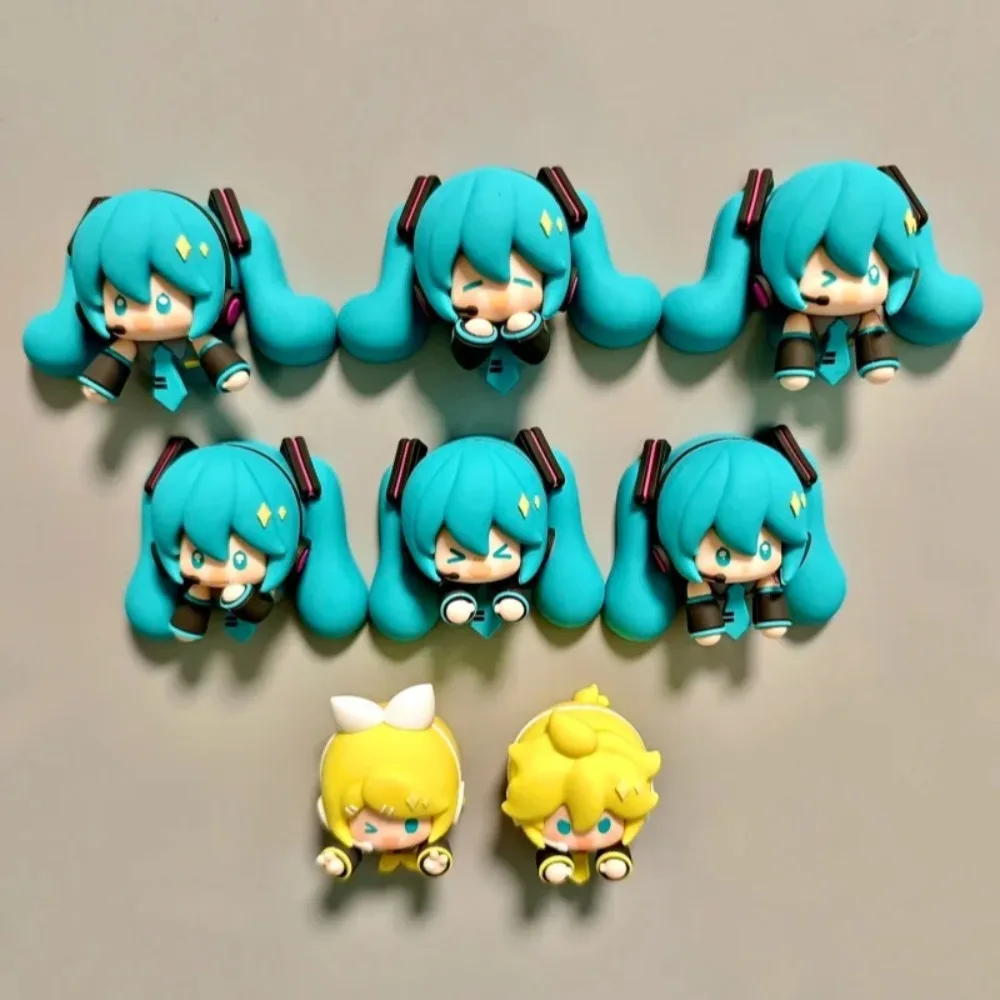 Nueva serie de pegatinas magnéticas Hatsune Miku, juguete para la yema del dedo, figura de Anime de dibujos animados, imán para refrigerador, juguete, caja ciega, juguetes, regalo de cumpleaños
