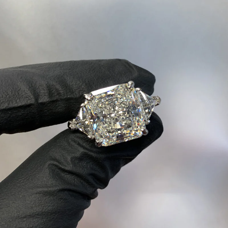 Comparable to Ice Flower White Zircon Elegant Open for Women Princess Square Fashion Ring Jewelry