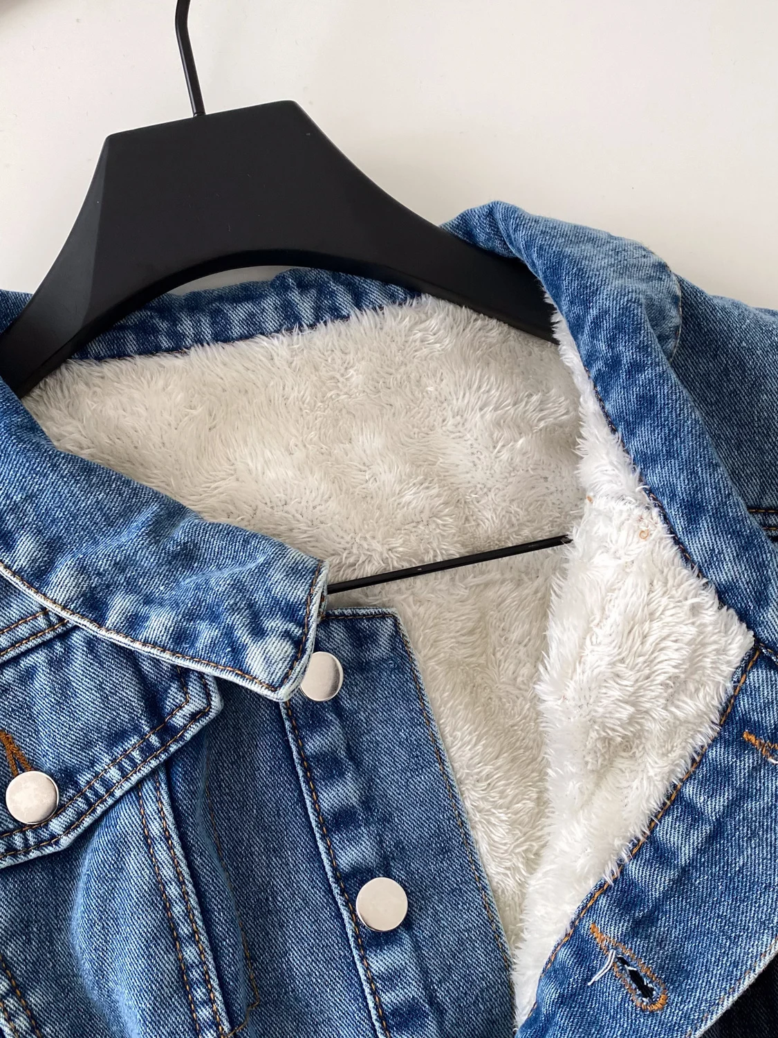 Korean Style Denim Furry Vest Women's Sleeveless Single Button V-neck Versatile Fashionable Outerwear Spring New Arrival