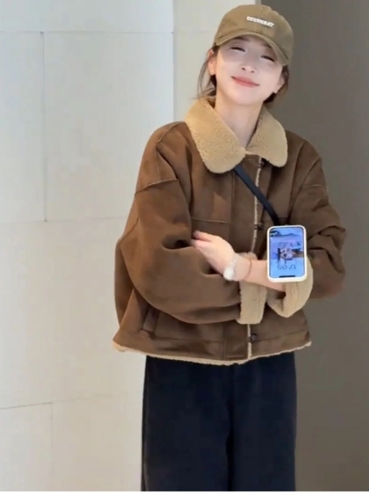 

Куртка из овечьей шерсти для женщин, длинная дуплексная ромашка, глубокая флокированная куртка, украшенная подолом для собак, застежка с бриллиантами, веселая теплая фея, изысканная