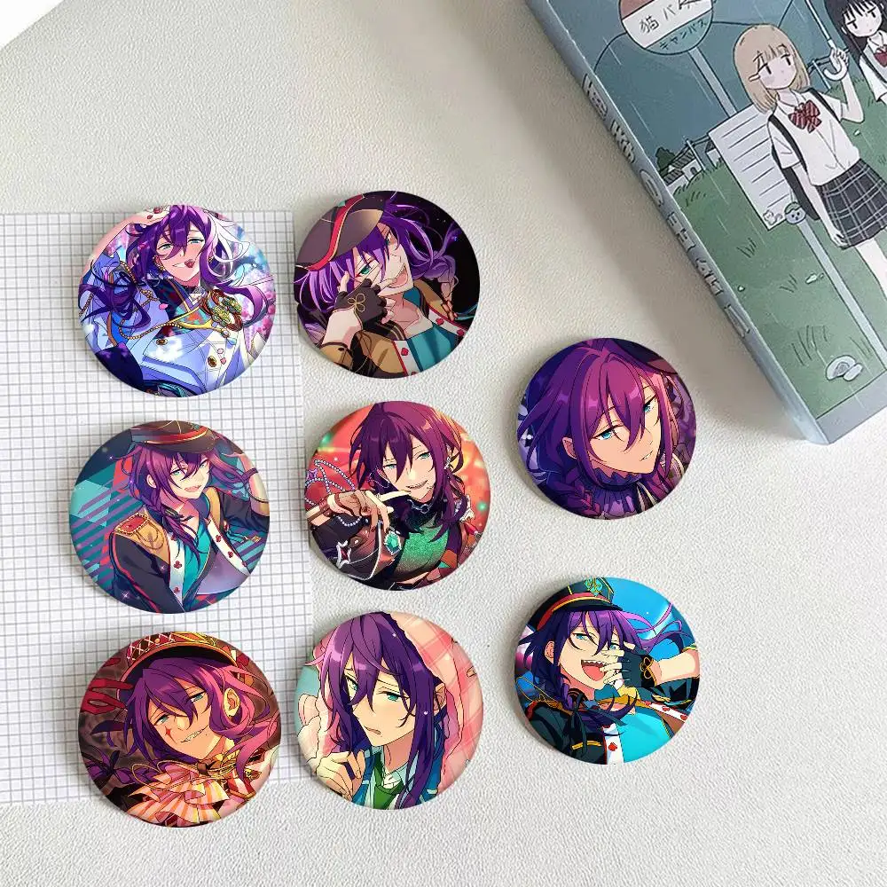 Anime Ayase Mayoi Game Ensemble Stars Rundes Abzeichen Kreative Brosche Kleidung Rucksack Accessoires Anstecknadel