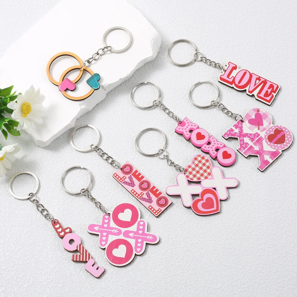 5Pcs Sweet Letter Pendant Keychain For Anti-Drop Wood Pieces Pink Keyring Women Girls Car Bag Key Accessory Holiday Jewelry Gif