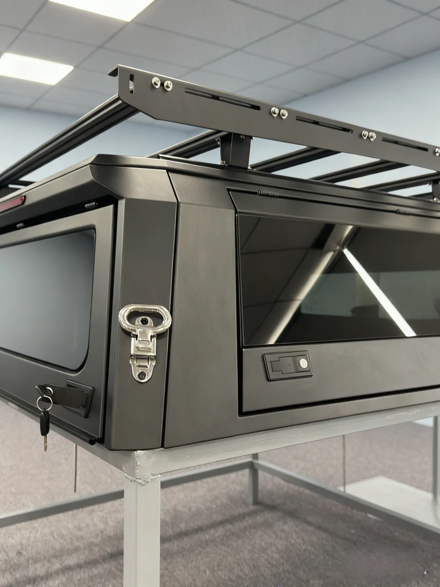 

Водонепроницаемые крышки кузова пикапа 4x4 - Алюминиевый жесткий верх с раздвижным стеклянным окном, напрямую от производителя для NISSAN NP300/FORD RANGER