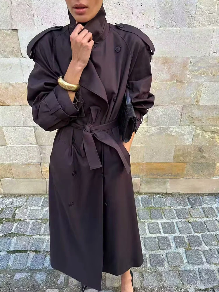 

European style new arrival women's fashion versatile elegant solid color double-breasted thickened long trench coat.