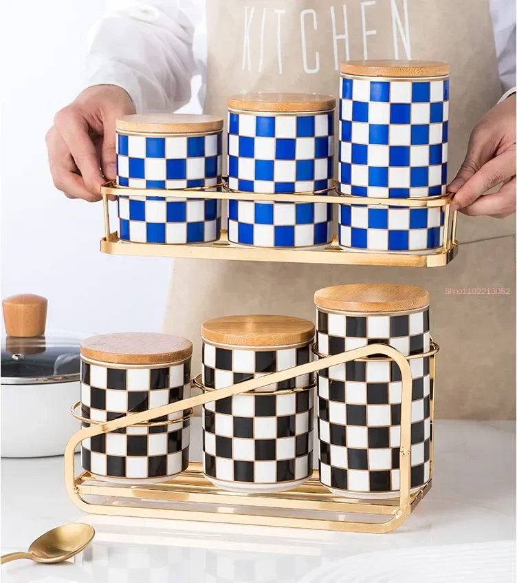 

Kitchen Storage Container Checkerboard Sealed Jar Ceramic Jar with Lid Candy Jar Coffee Beans Storage Jar Tea Box Metal Rack