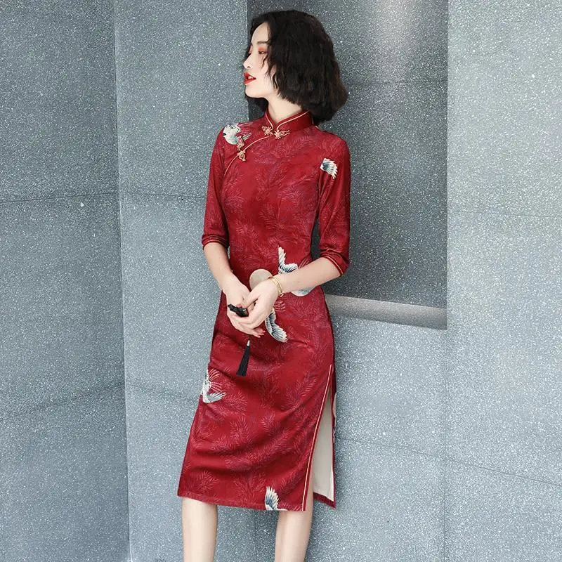 Chinese Style Improved Cheongsam Gold Velvet Midi Party Dresses for Women Elegant Red mid-sleeved Slim Bodycon Slit Dress